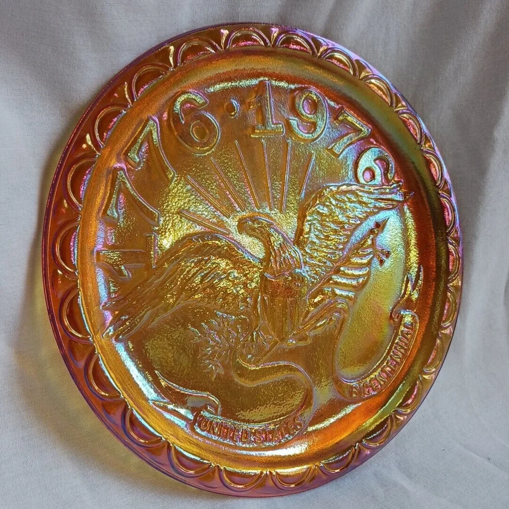 Indiana Carnival Glass Bicentennial Plate USA 1776 1976